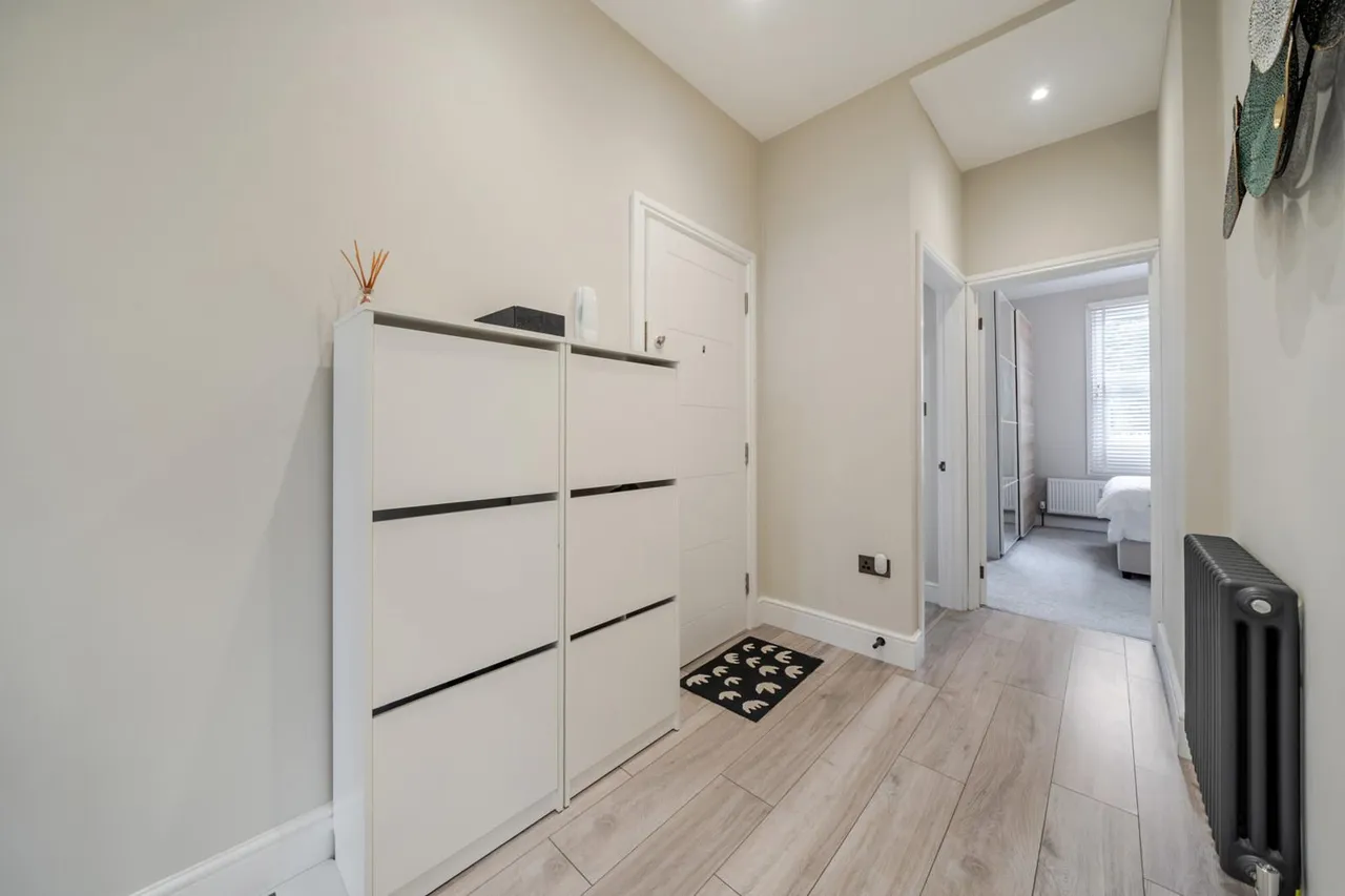 Bellingham Road, SE6, photo 20
