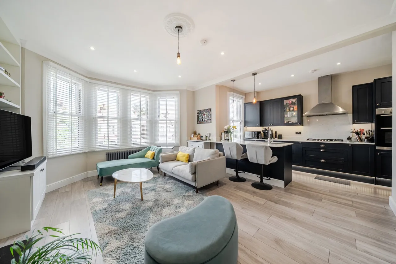 Bellingham Road, SE6, photo 21
