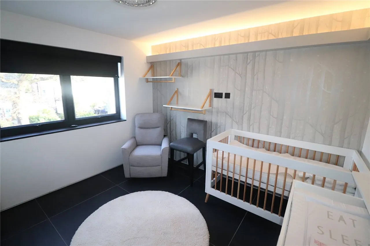 Hall Green Lane, Hutton, Brentwood, Essex, CM13, photo 8