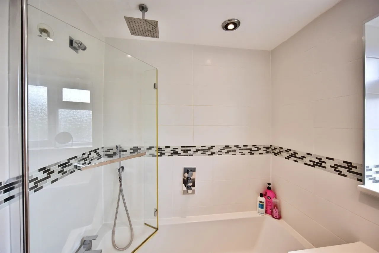 Cleavesland, Laddingford, ME18, photo 15