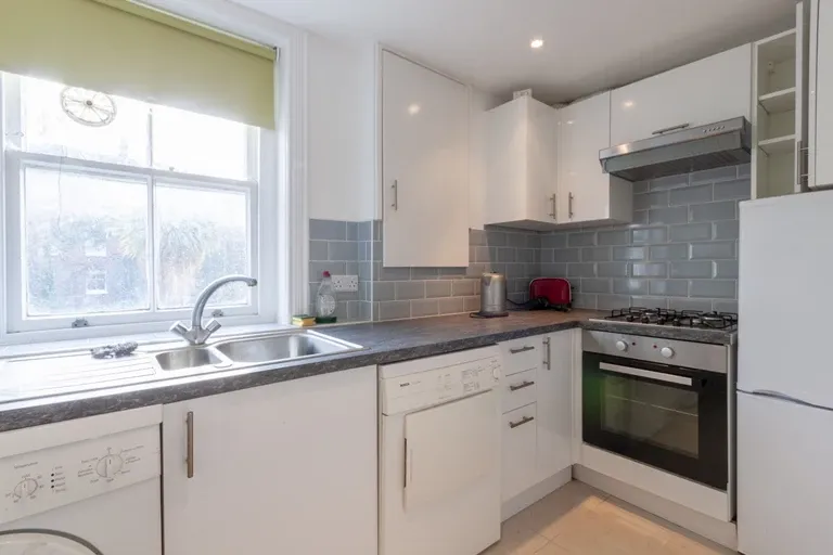 Broadhurst Gardens, South Hampstead, NW6 3QT, photo 2