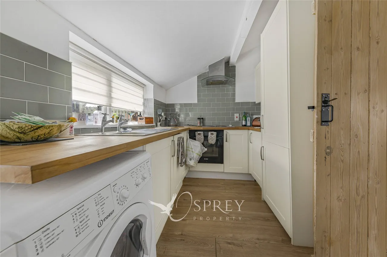 Benefield Road, Oundle, PE8, photo 6