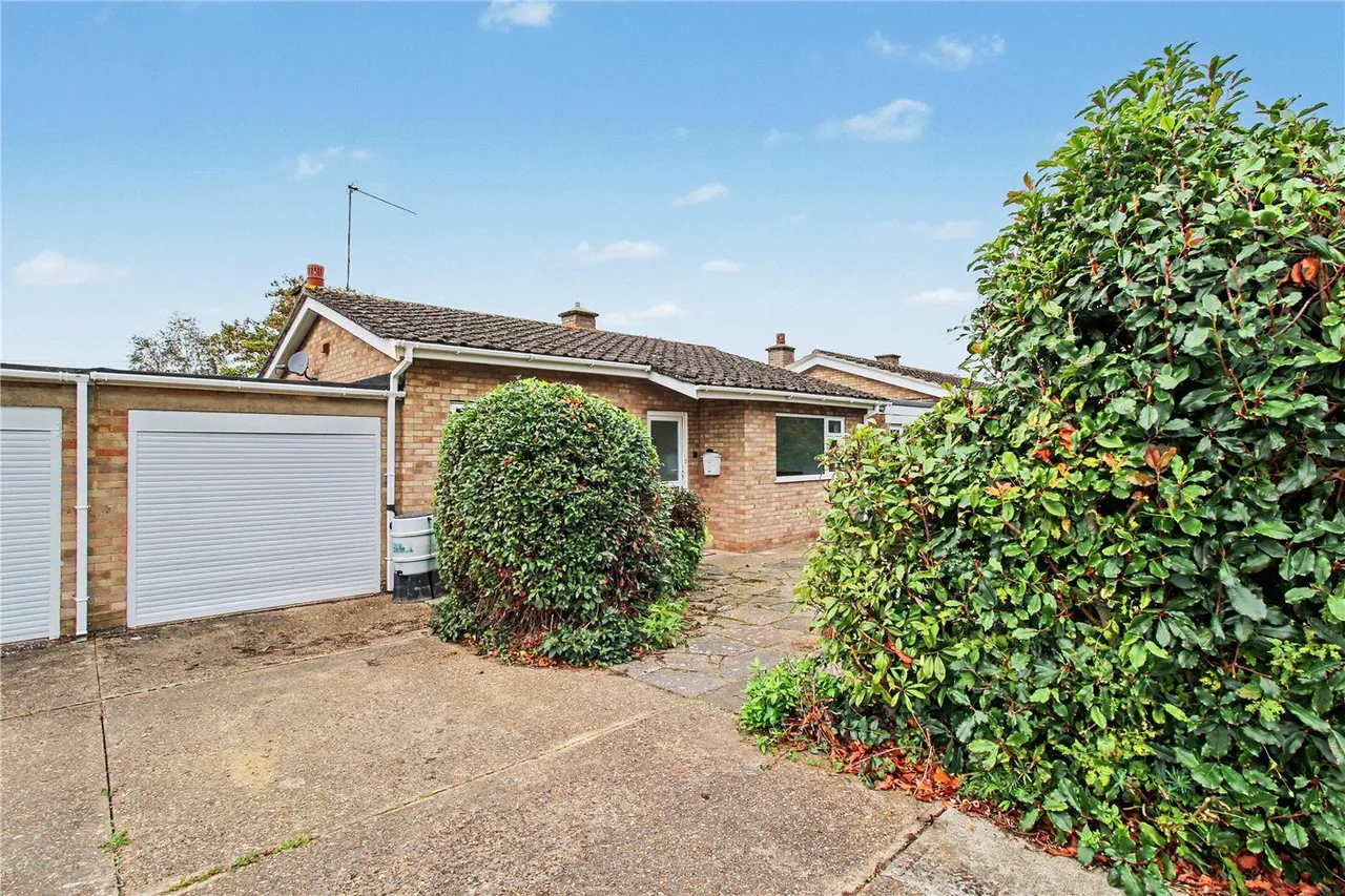 Chichester Road, Halesworth, IP19, photo 16