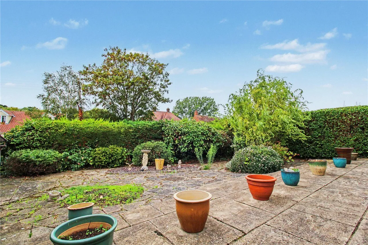 Chichester Road, Halesworth, IP19, photo 17
