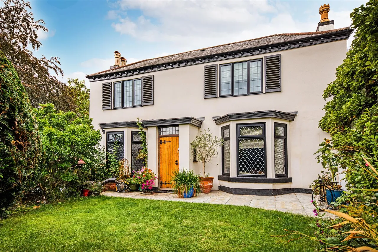 3 bed house for sale, Church Street, Littleover