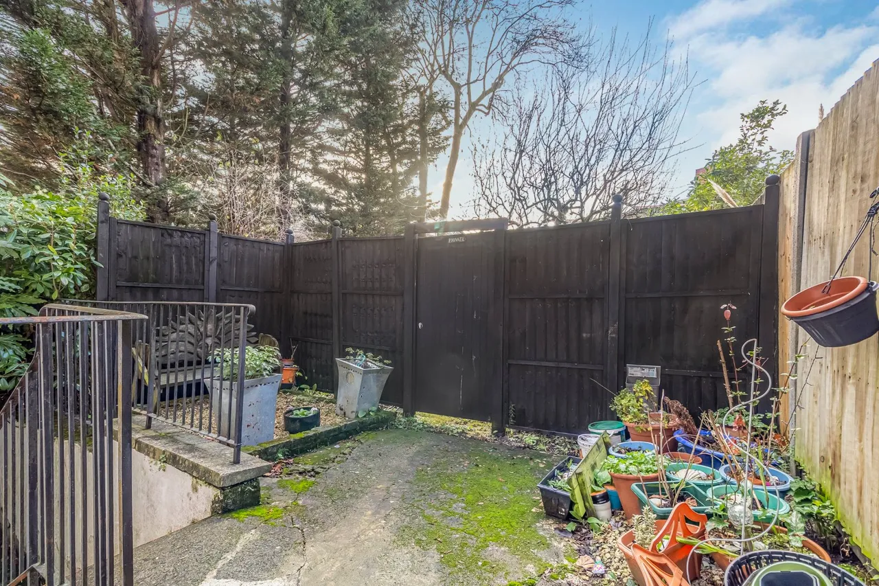 Finchley Road, Hampstead, NW3, photo 7