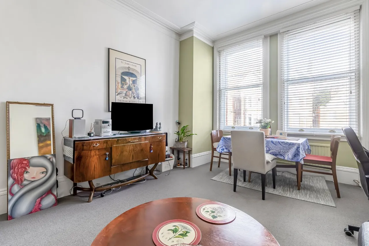 Finchley Road, Hampstead, NW3, photo 12