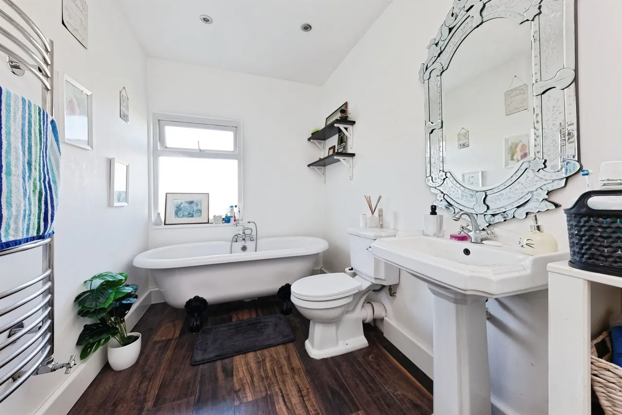 Terminus Drive, Herne Bay, CT6, photo 15