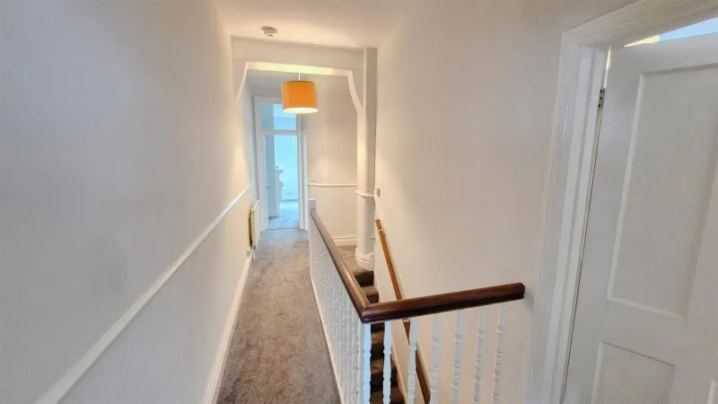 Thornbury Road, Isleworth, photo 9