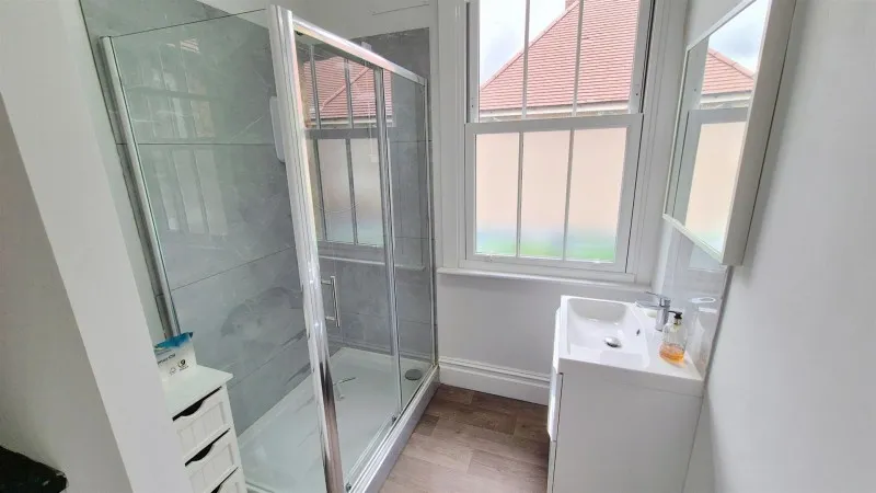 Thornbury Road, Isleworth, photo 8