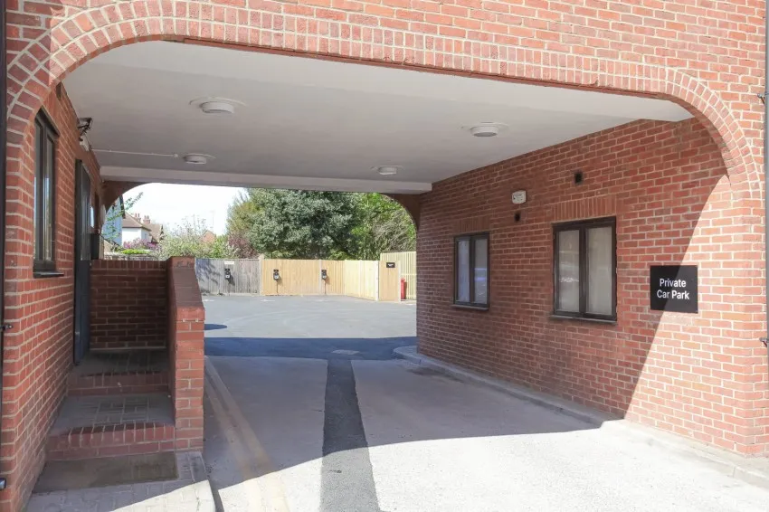 High Street, Wallingford, OX10, photo 11