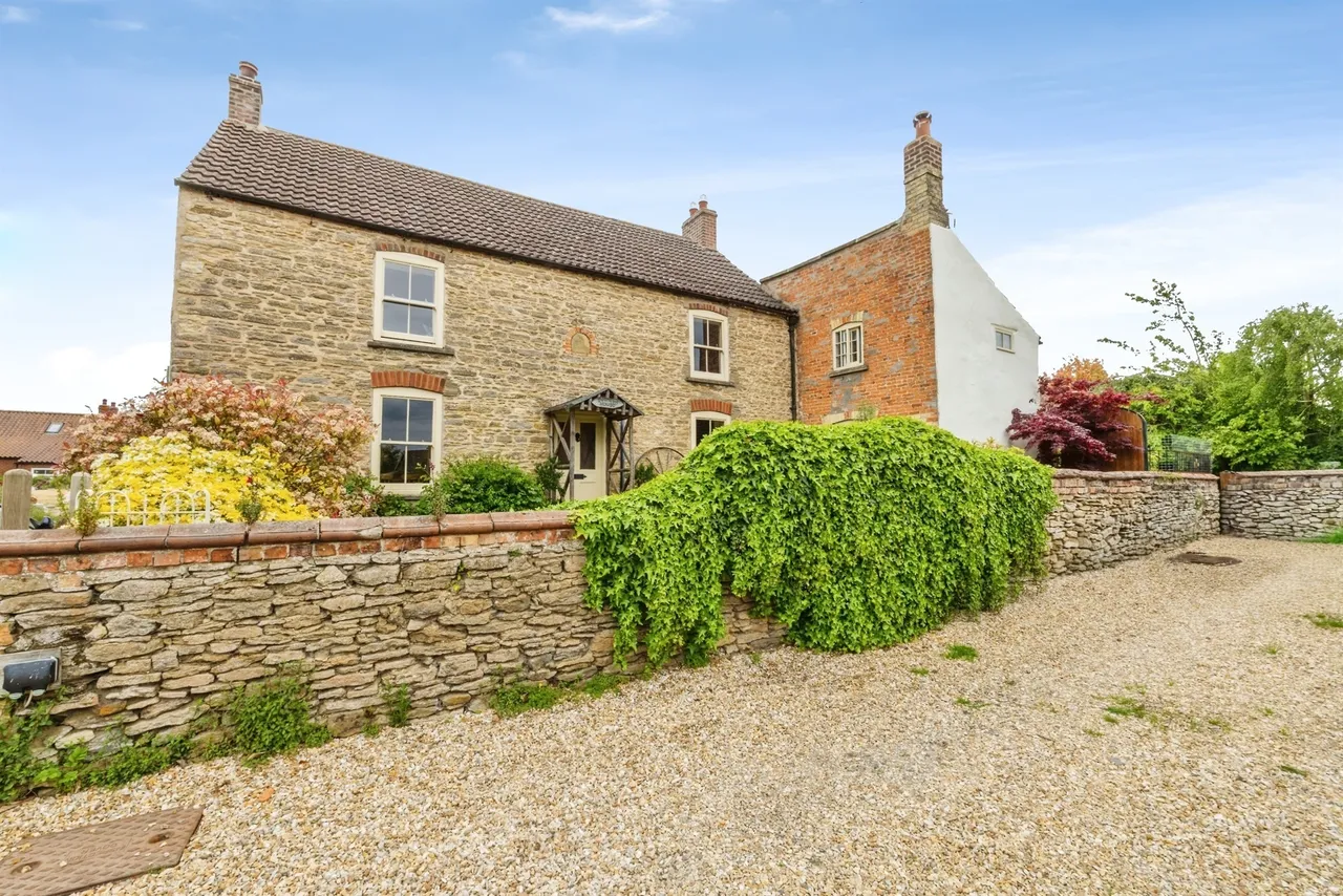 4 bed house for sale — Front Street, Normanby-by-Spital, MARKET RASEN