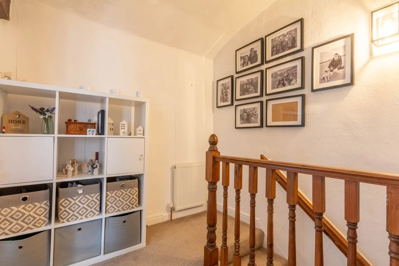 Well Street, Wilsden, BD15, photo 9