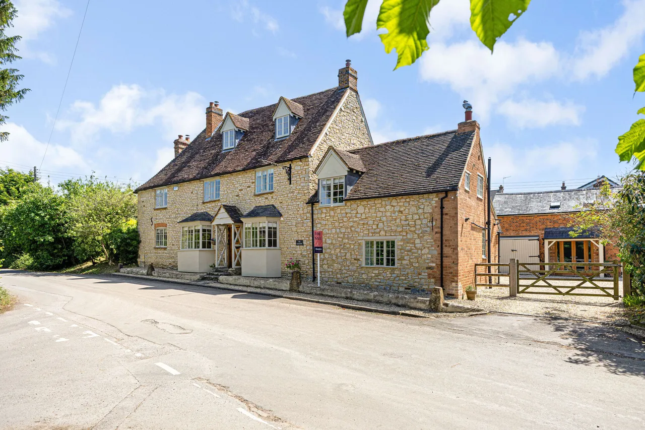 5 bed house for sale, Halford Road, Ettington, CV37