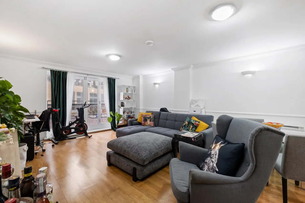 Cotton Row, London, SW11, photo 9