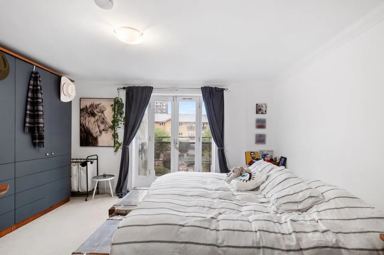 Cotton Row, London, SW11, photo 11