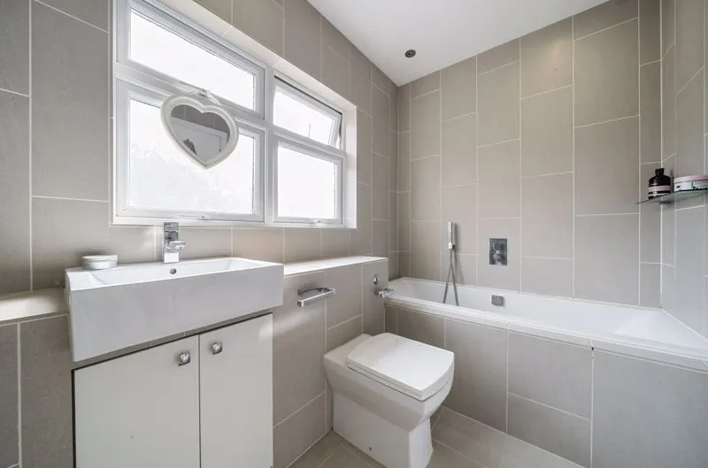 Faraday Avenue, 203 Faraday Avenue Sidcup Greater London Sidcup, SIDCUP, Kent, DA144JE, photo 6