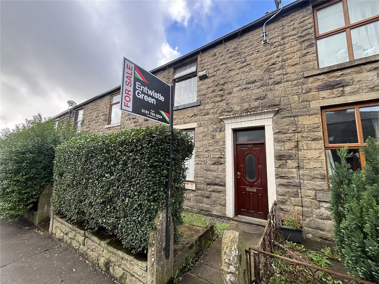 2 bed house for sale, Manchester Road, Haslingden, BB4