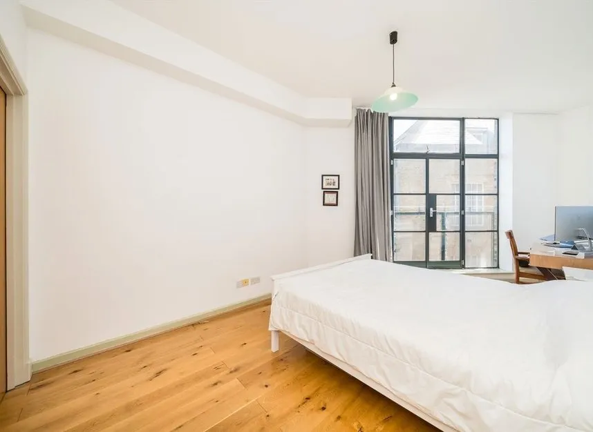 Commercial Street, Spitalfields, E1, photo 5