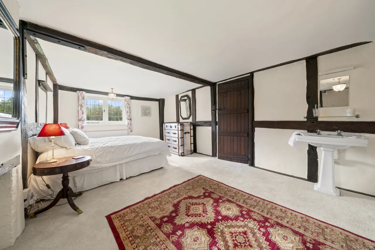 Kent Street, Horsham, RH13, photo 10