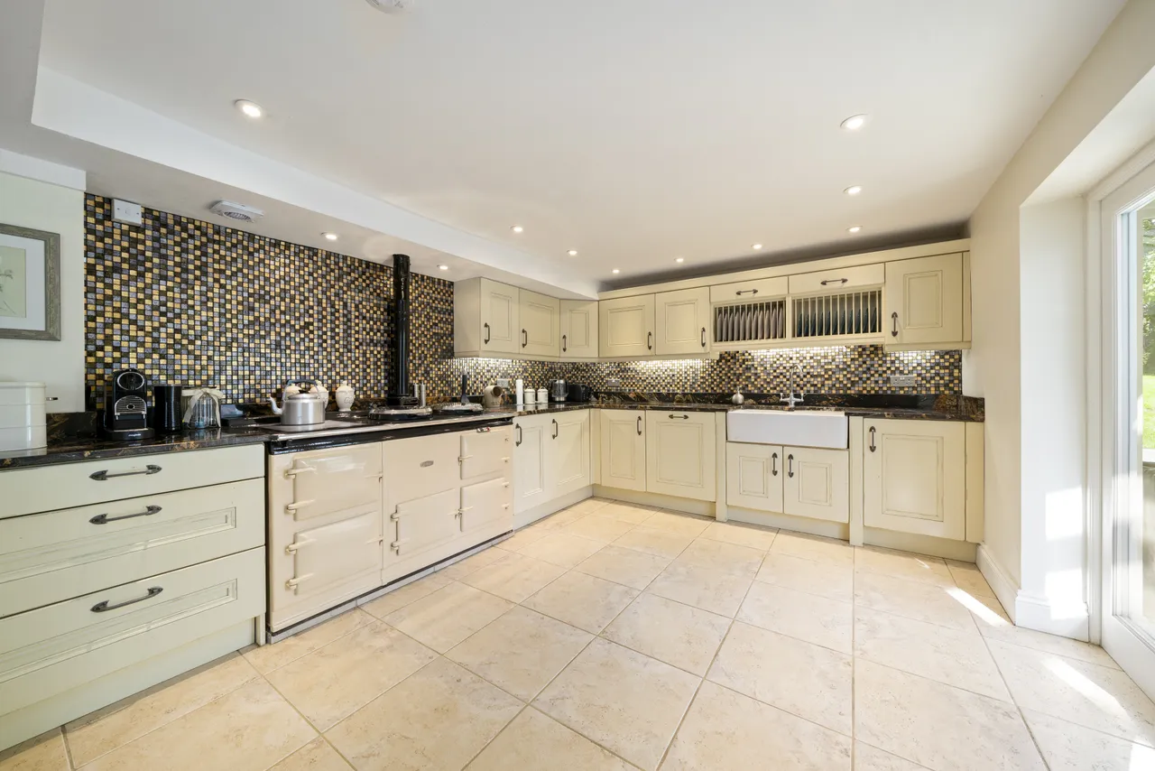 Kent Street, Horsham, RH13, photo 8