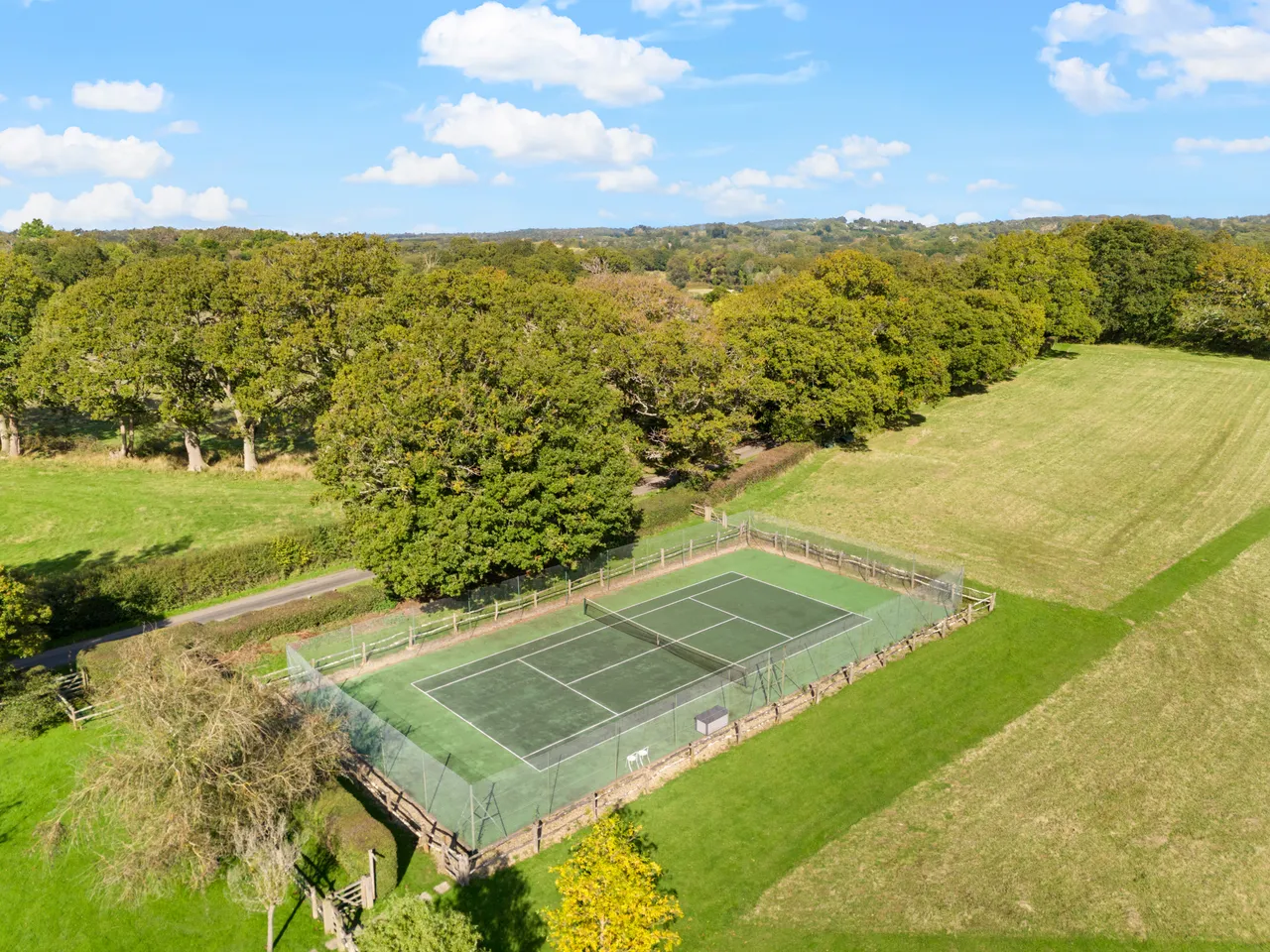 Kent Street, Horsham, RH13, photo 12