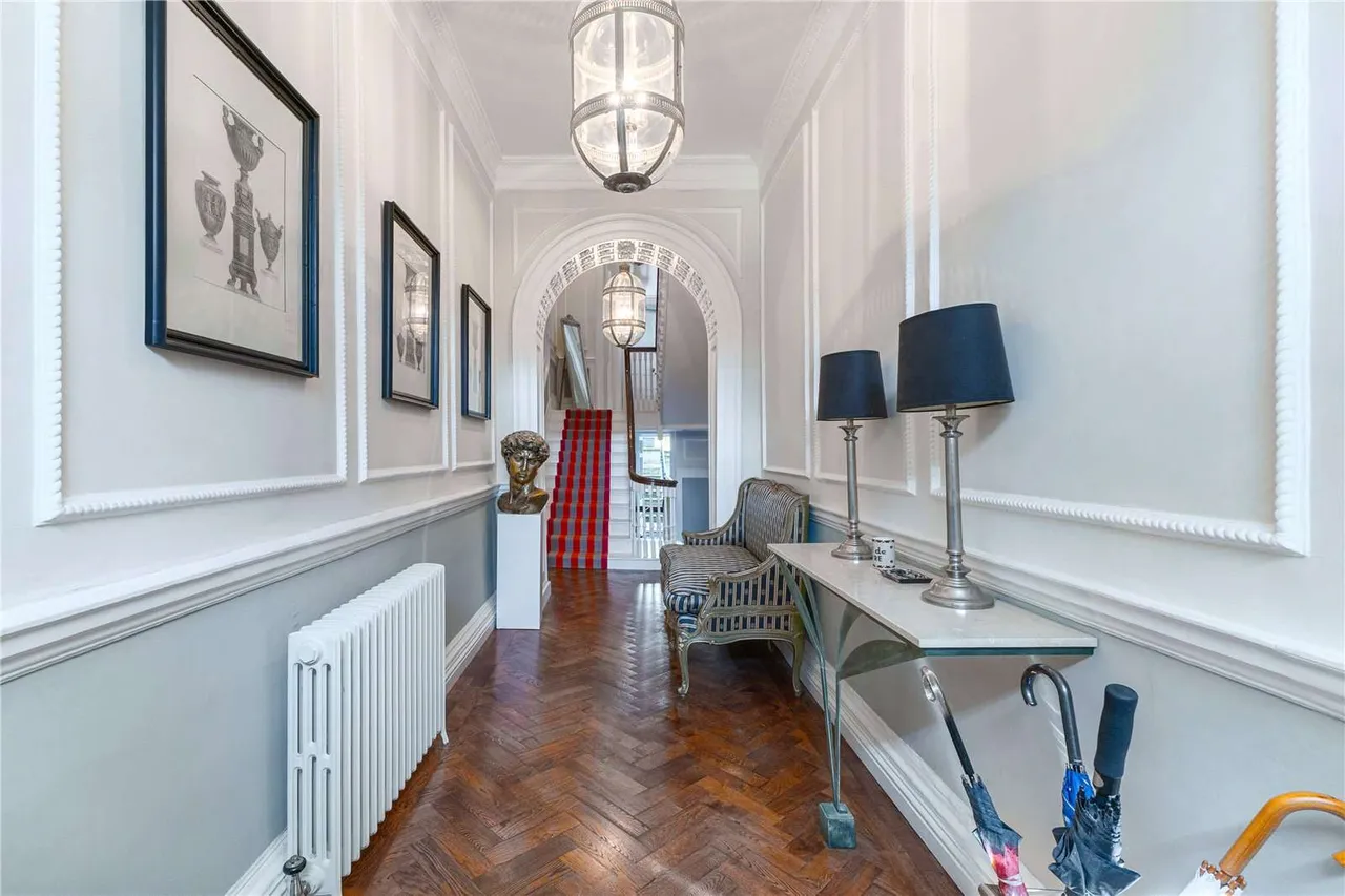 Queen Square, Bath, BA1, photo 4
