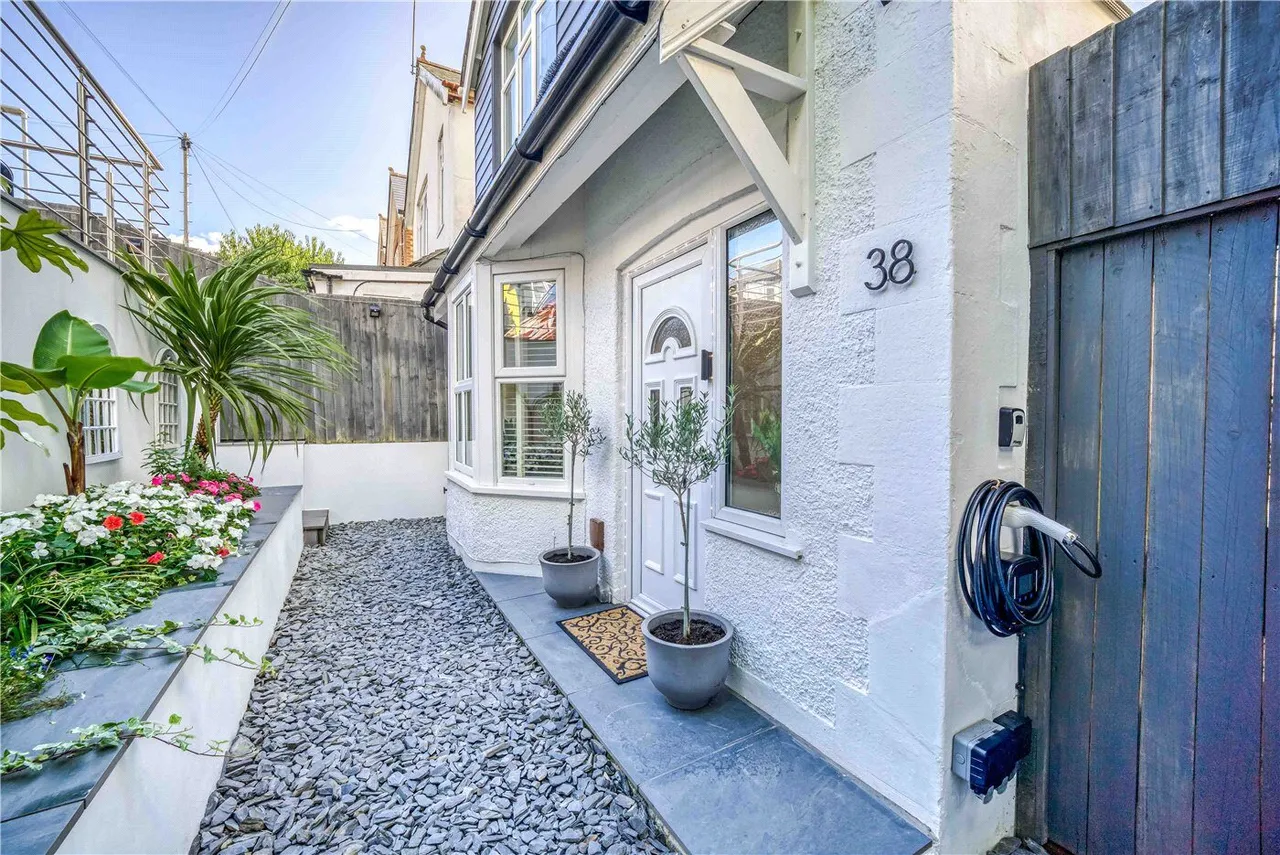 Lincoln Road, Parkstone, BH12, photo 14