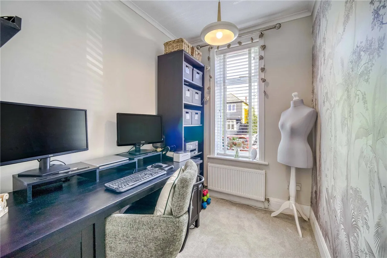 Lincoln Road, Parkstone, BH12, photo 9
