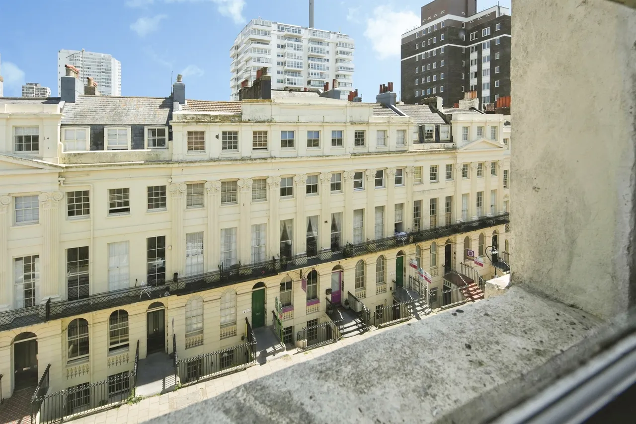 Oriental Place, Brighton, BN1, photo 17