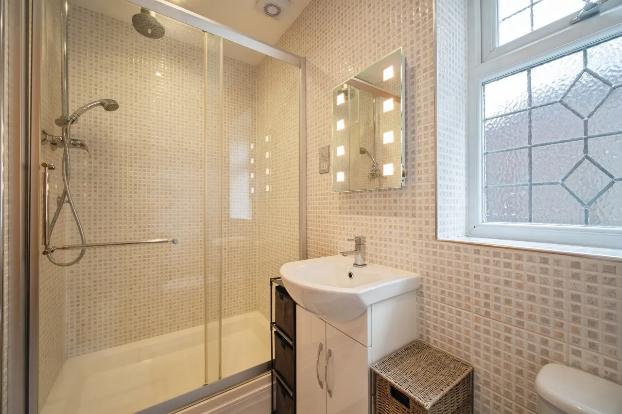 Poynings Crescent, Basingstoke, RG21, photo 16