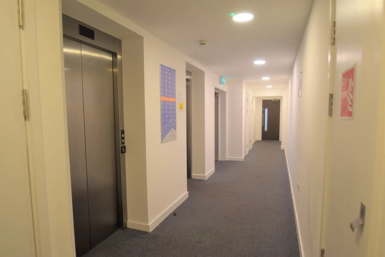2 bedroom Flat for rent, photo 2