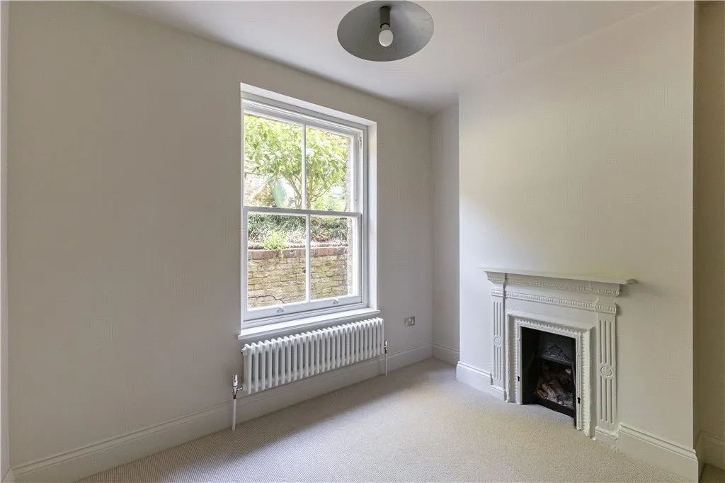 Rostrevor Road, London, SW6, photo 28