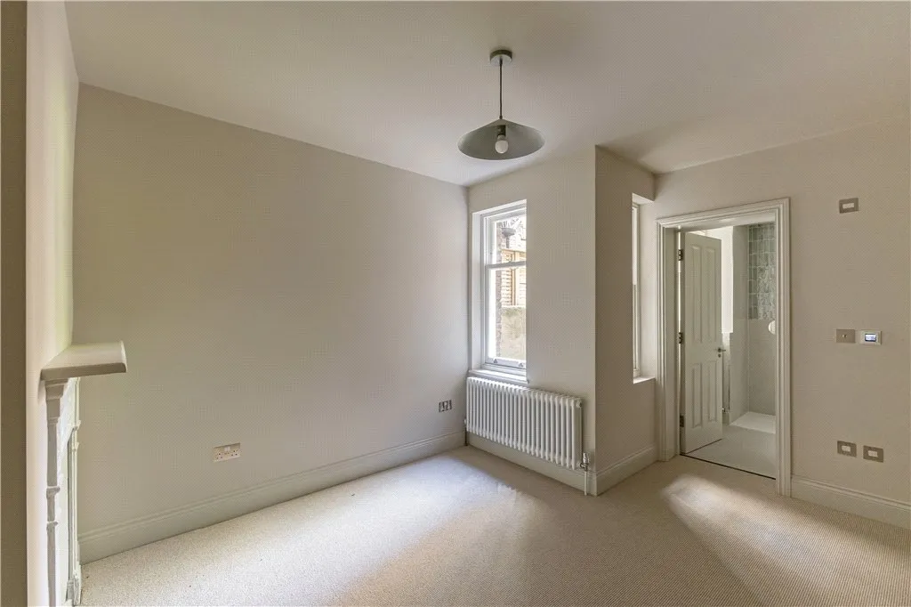 Rostrevor Road, London, SW6, photo 37