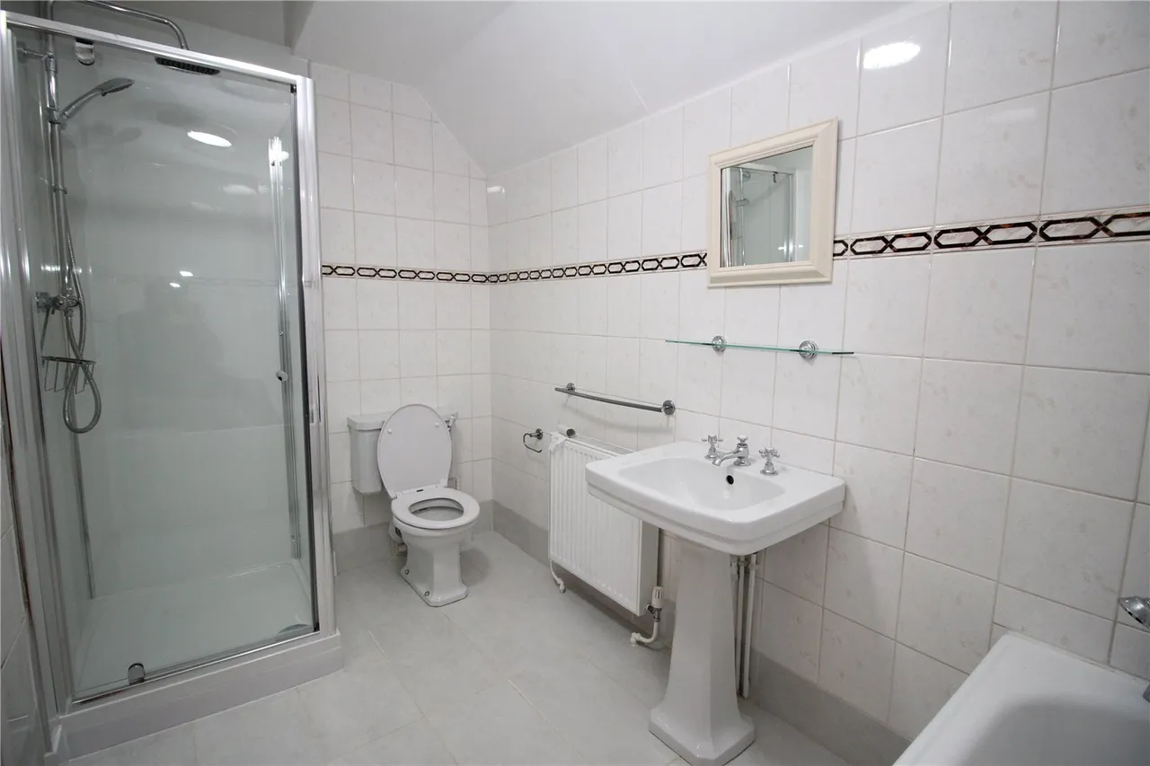 Ralph Cottages, Ford Manor Road, Dormansland, Lingfield, RH7 6NZ, photo 7