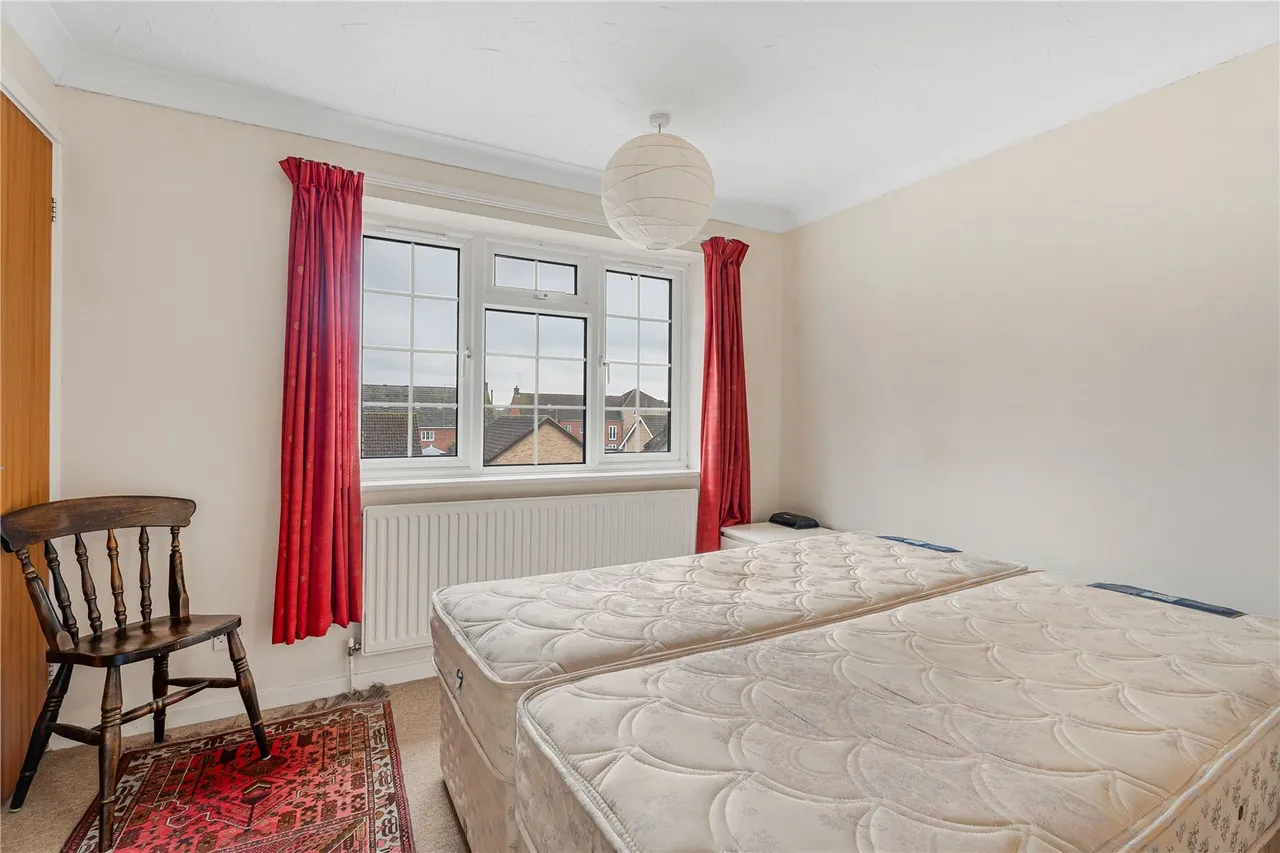 Victoria Road, Oundle, PE8, photo 9