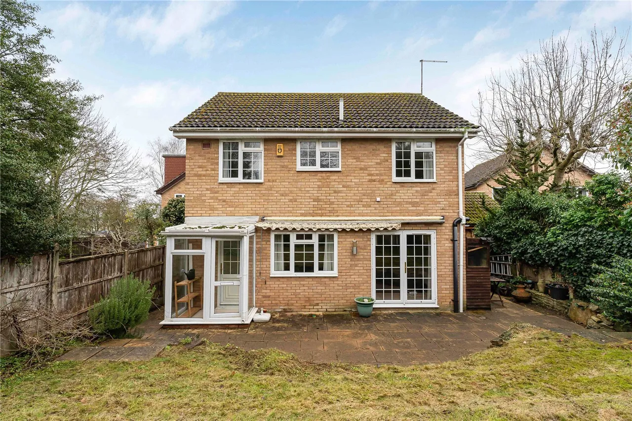 Victoria Road, Oundle, PE8, photo 14
