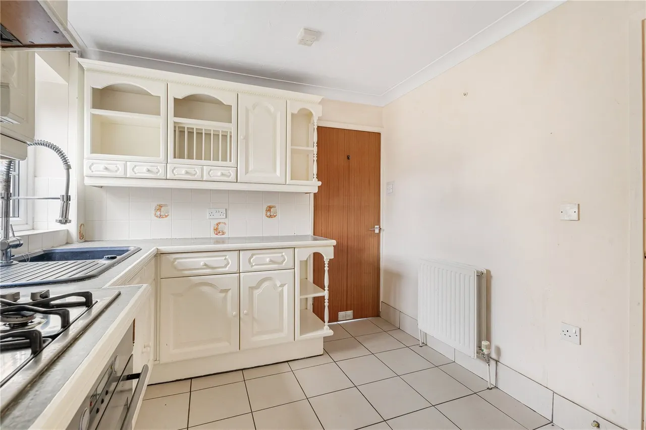 Victoria Road, Oundle, PE8, photo 7