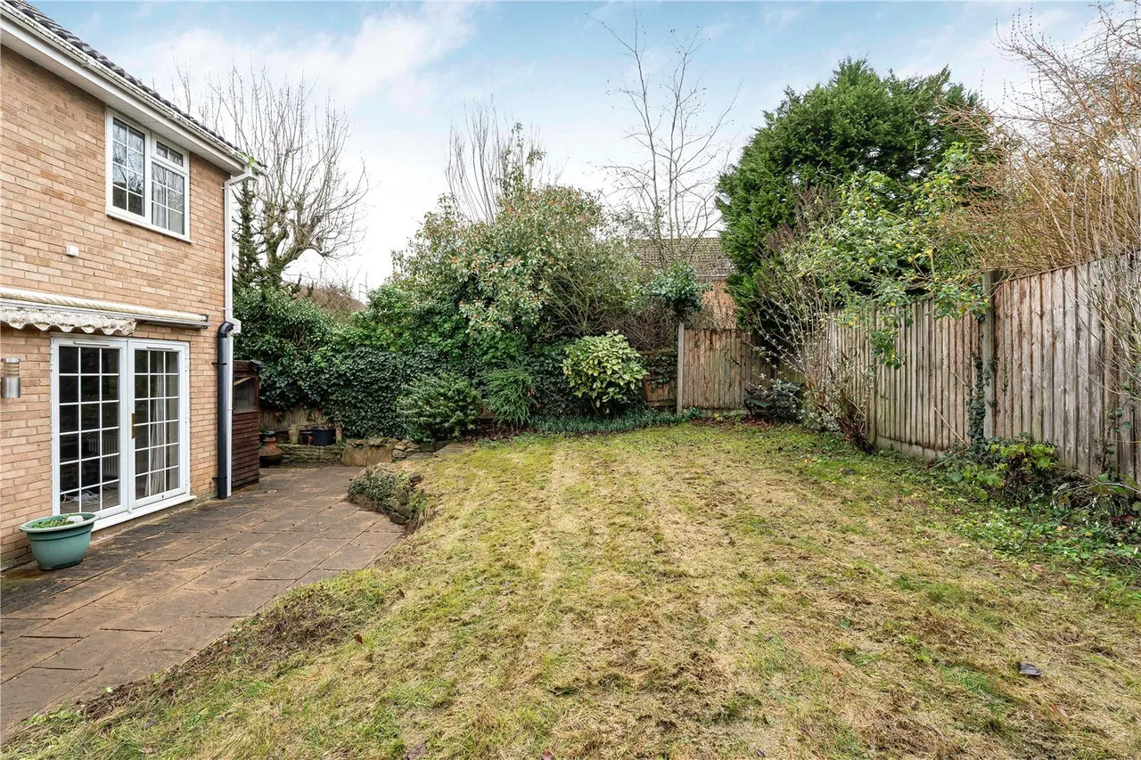 Victoria Road, Oundle, PE8, photo 13