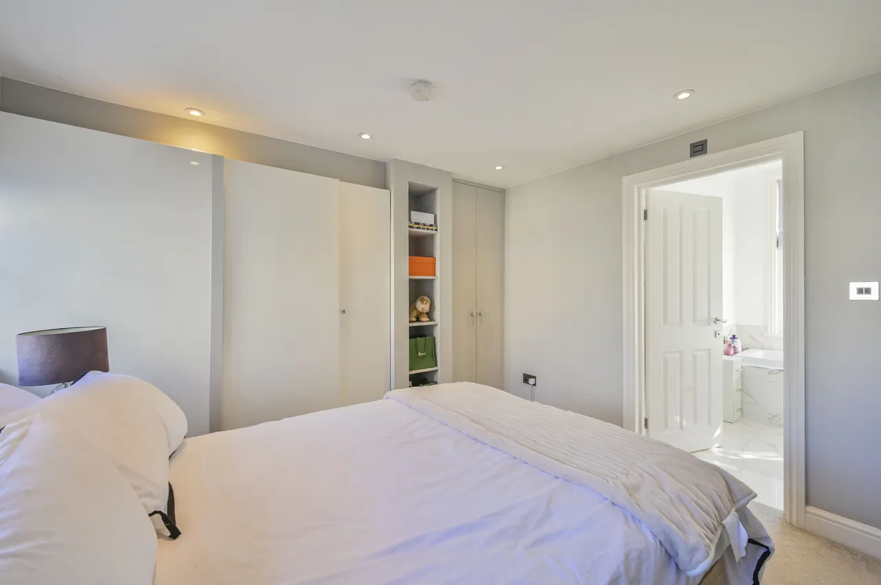 London, SW7, photo 9