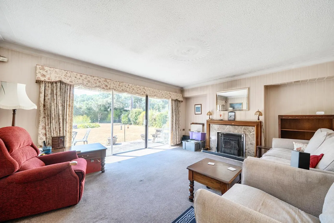 Elgin Road, BH4, photo 4