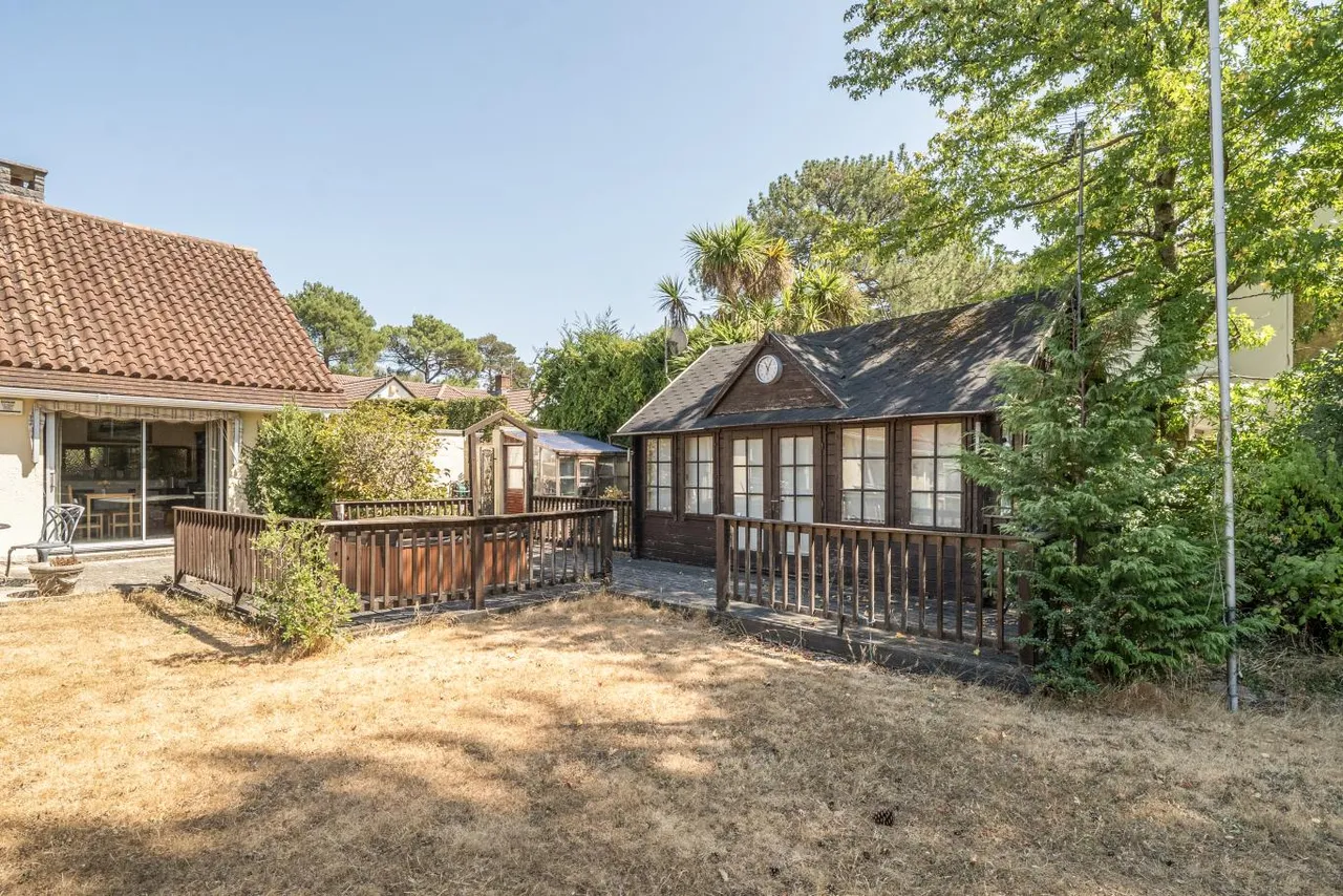 Elgin Road, BH4, photo 16