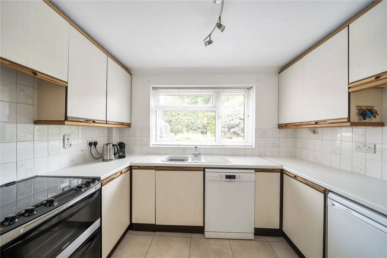 Michelmersh Close, Rownhams, Southampton, Hampshire, SO16 8DX, photo 5