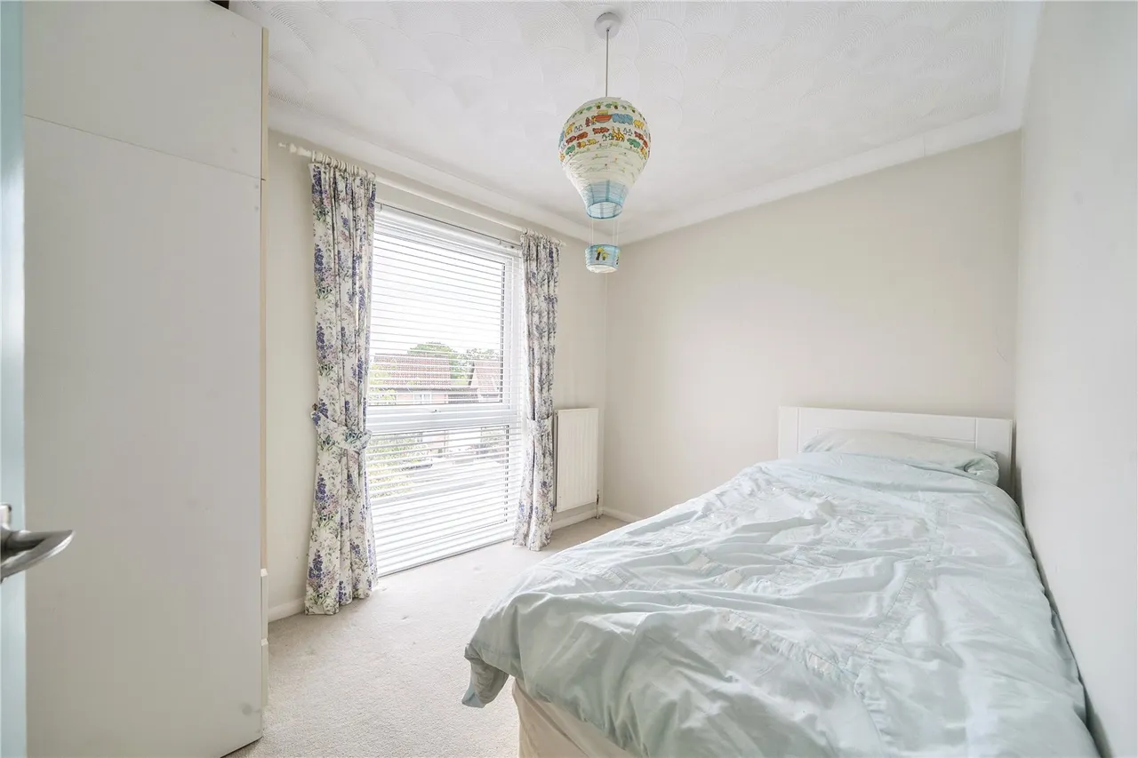 Michelmersh Close, Rownhams, Southampton, Hampshire, SO16 8DX, photo 16