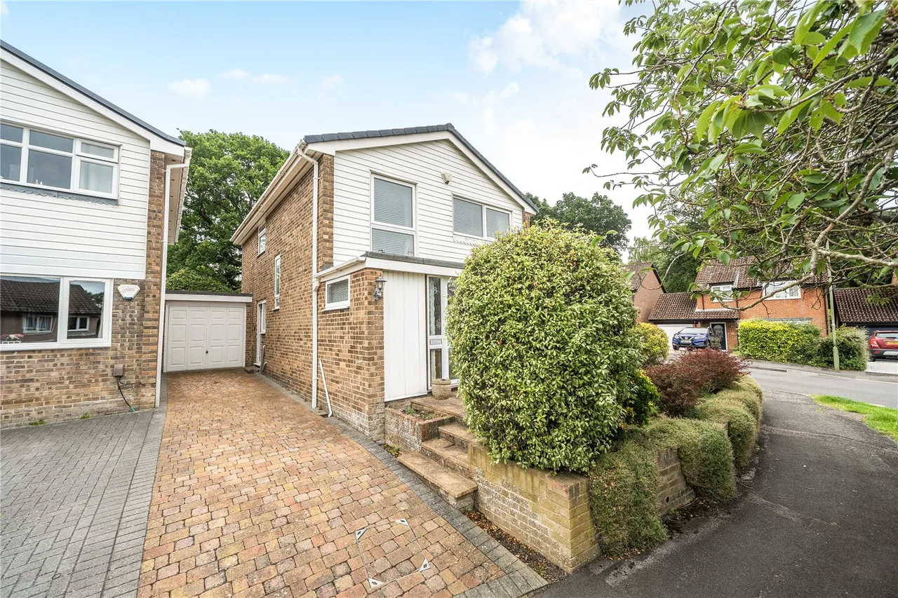 Michelmersh Close, Rownhams, Southampton, Hampshire, SO16 8DX, photo 21