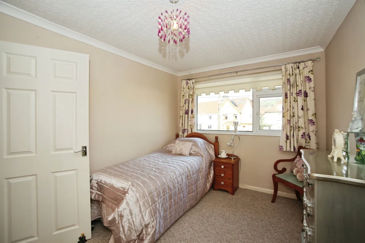 Eglwys Avenue, Pontypridd, CF37, photo 6