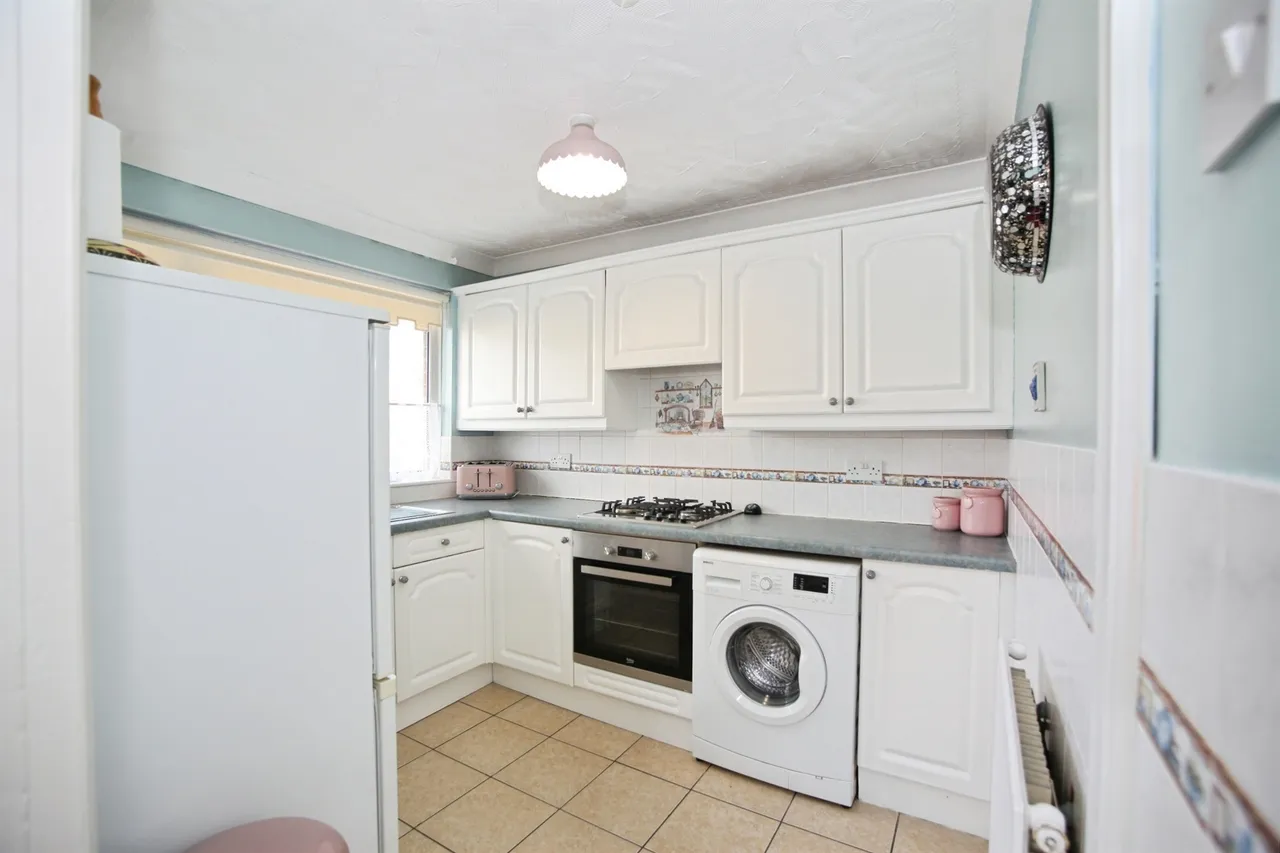 Eglwys Avenue, Pontypridd, CF37, photo 12