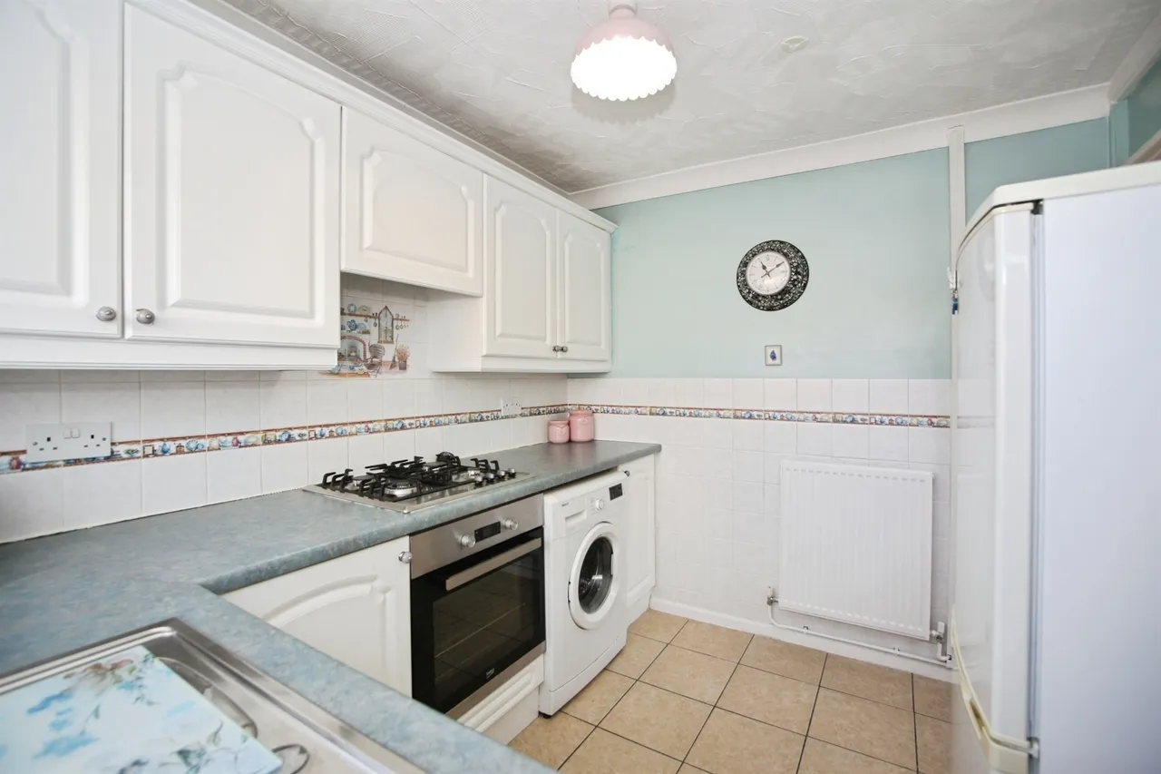 Eglwys Avenue, Pontypridd, CF37, photo 13