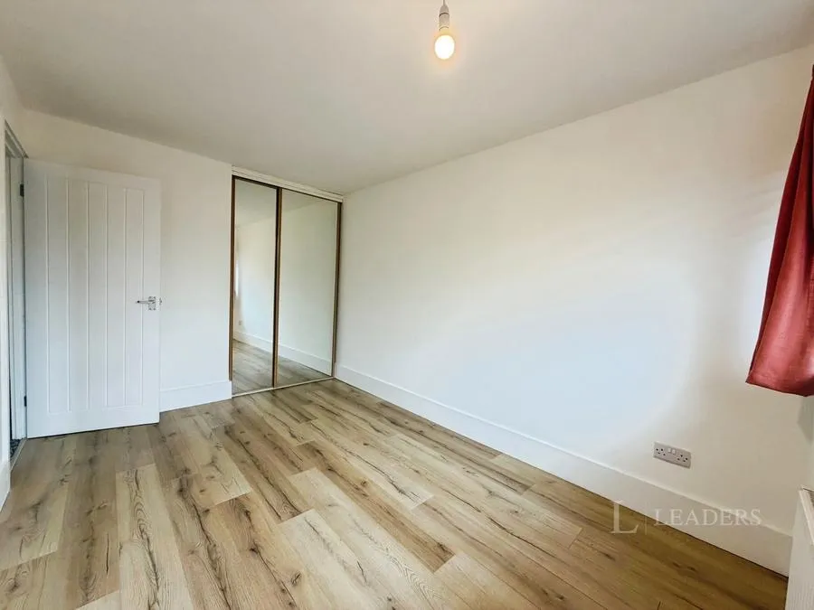 Warrener Grove, Nottingham, NG5, photo 9