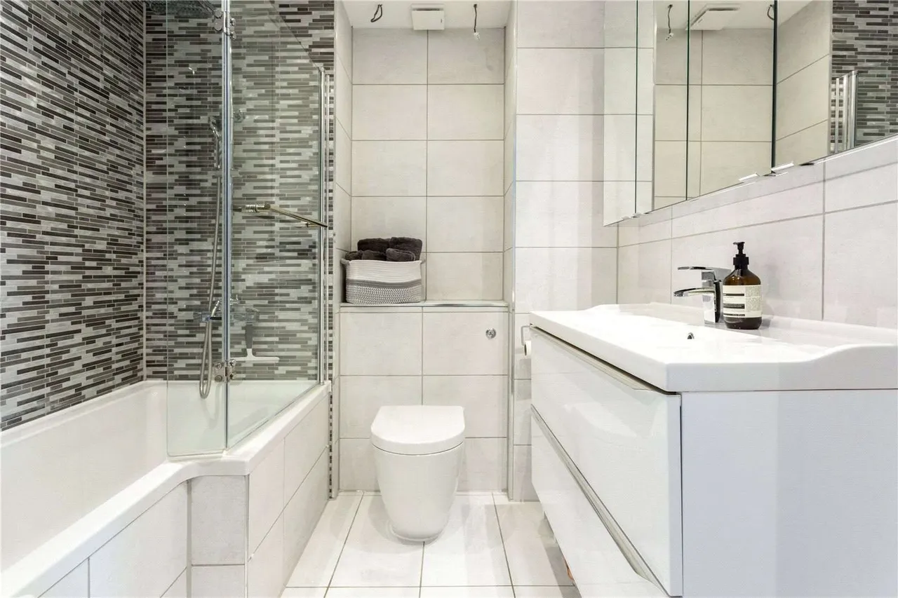 New Providence Wharf, 1 Fairmont Avenue, Canary Wharf, London, E14 9PJ, photo 5